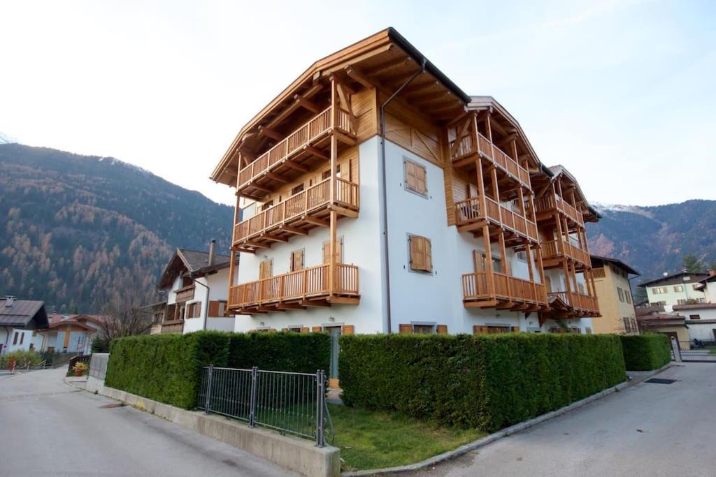 Lovely Apt In Pinzolo Val Rendena 7 מראה חיצוני תמונה