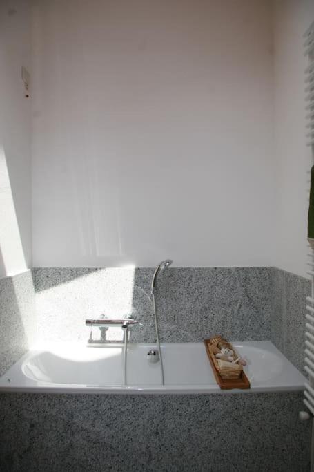 Lovely Apt In Pinzolo Val Rendena 7 מראה חיצוני תמונה